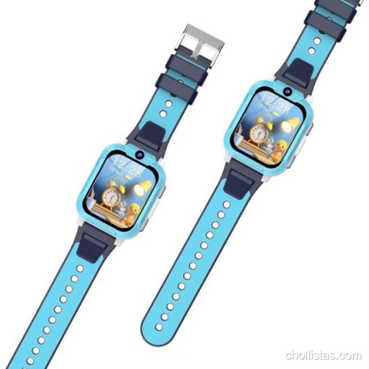 Reloj inteligente Blackview Z40 Pro en color azul con pantalla cuadrada, cámara frontal y diseño deportivo